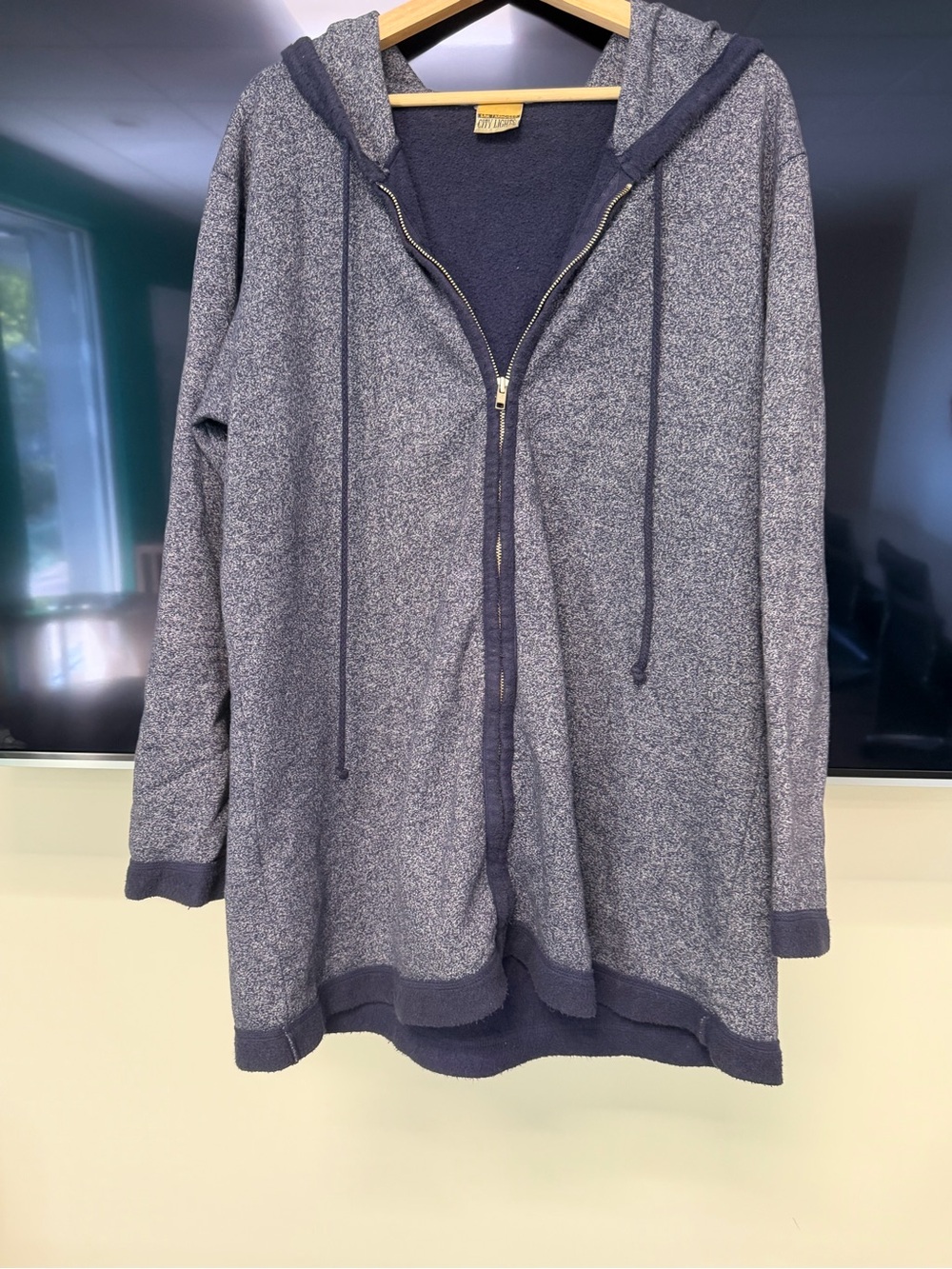City Lights Vintage Cozy Zip-Up Hooded Cardigan in Heathered Navy M
